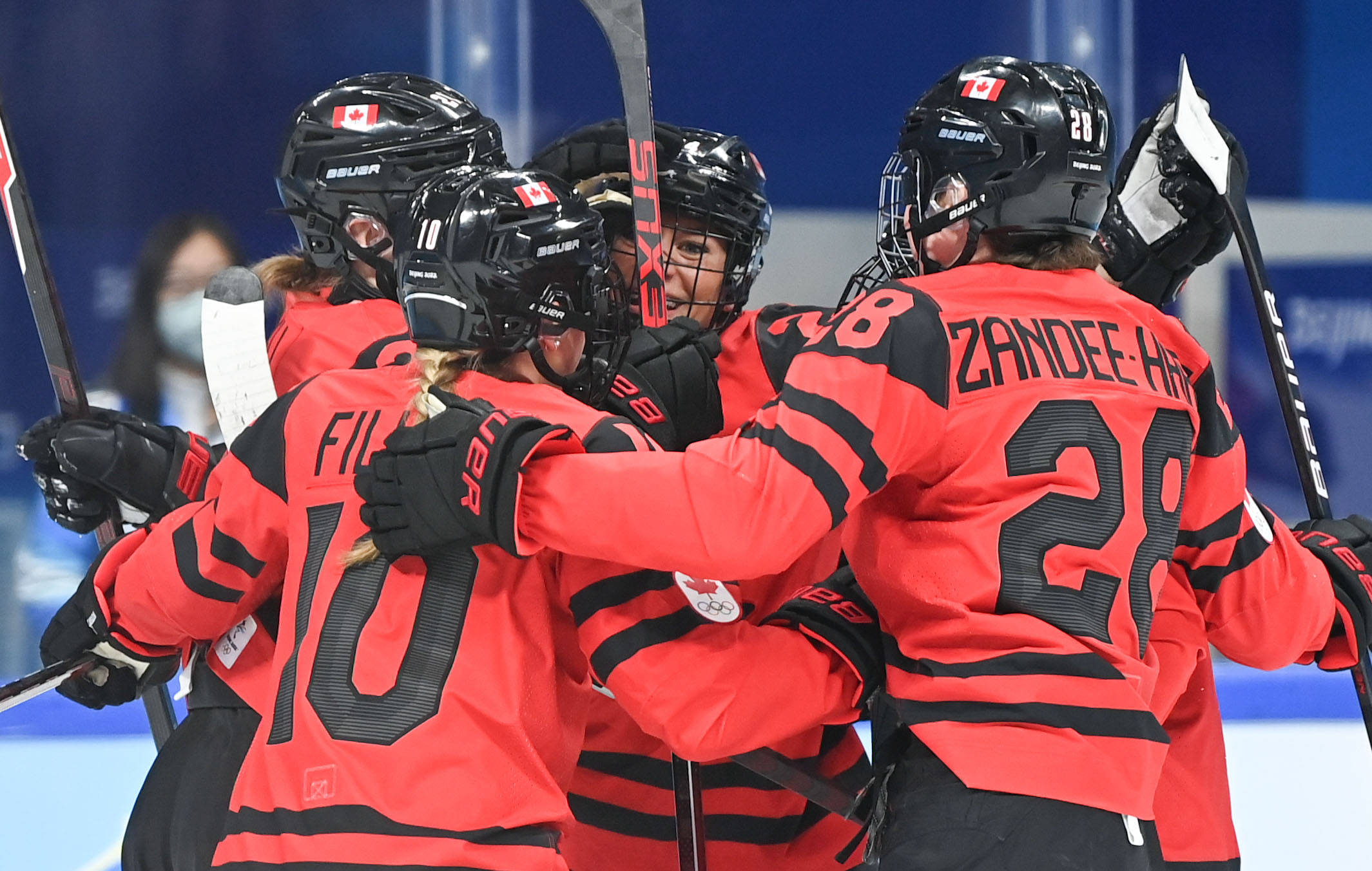 开云体育APP下载-冰球赛事精彩瞬间盘点，年度回顾震撼登场